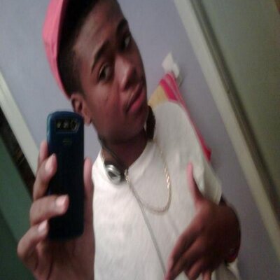 Profile Picture of Neil-jordan Dillon (@XDitsNeilyD4eva) on Twitter