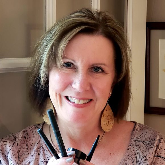 Profile Picture of Susan Lewerth (@slewerth) on Poshmark