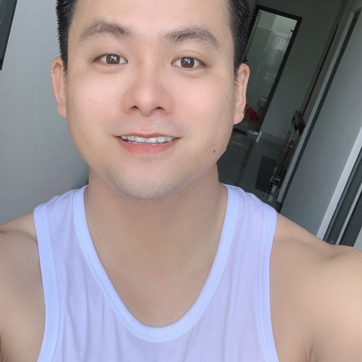 Profile Picture of John Ho (@@meomunchkin) on Tiktok