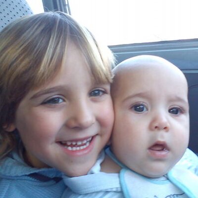 Profile Picture of Andrea Schell (@andreschell) on Twitter