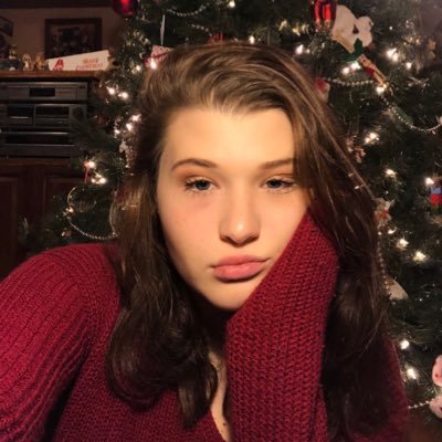 Profile Picture of Grace Maloney (@ggjoem) on Twitter