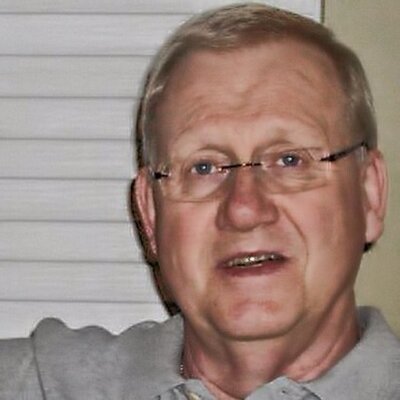 Profile Picture of Robin Lamb (@RobinBirdman) on Twitter
