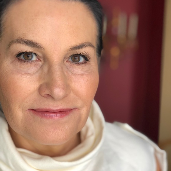 Profile Picture of Joy Mcconnell (@joy_mcconnell) on Poshmark