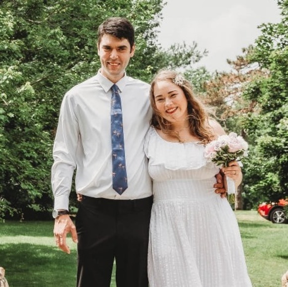 Profile Picture of Jeannine Riske (@jeannine_riske) on Poshmark