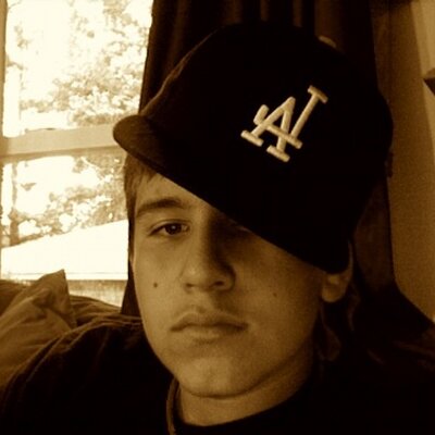 Profile Picture of Christopher Salvo (@LiLSavvY) on Twitter