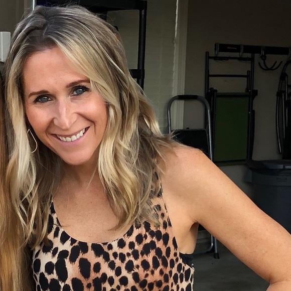 Profile Picture of Kelly Tidwell (@ktid78) on Poshmark