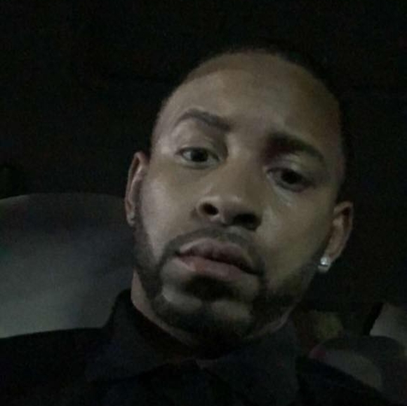 Profile Picture of Theo Collins (@tc0ll1n5) on Poshmark