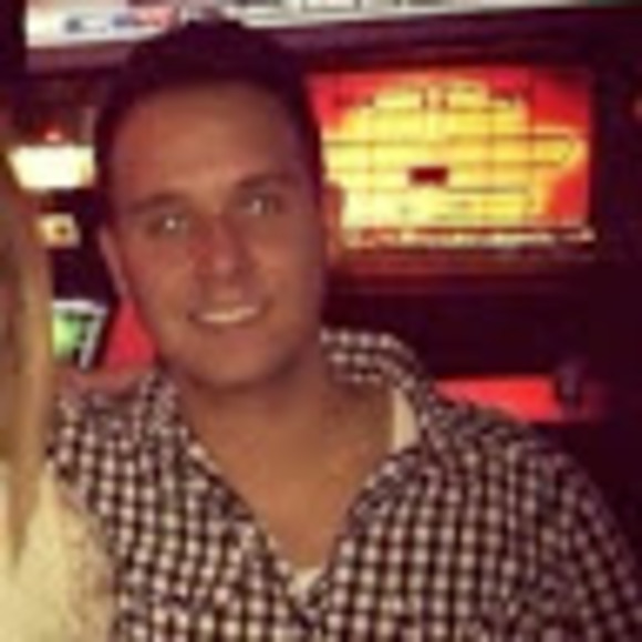 Profile Picture of Garrett Walden (@garrettwalden) on Poshmark