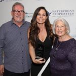 Profile Picture of Jaime Schwartz (@jaimesellshobesound) on Instagram