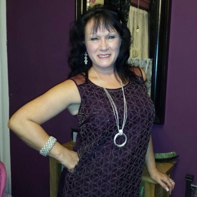 Profile Picture of Susan Martin-Shipp (@suejewellery) on Twitter