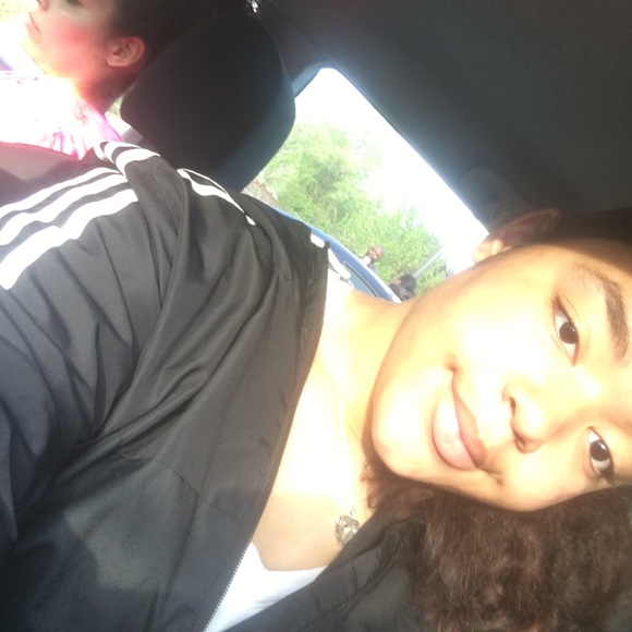 Profile Picture of Jade Gordon (@jadabby396) on Poshmark