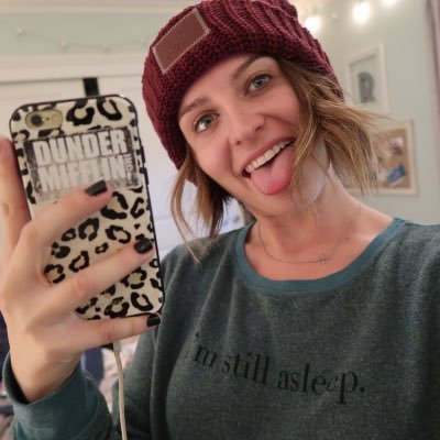 Profile Picture of Rachel Leonard (@rachelleonard49) on Twitter