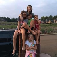 Profile Picture of Andi Page (@andi-page-1) on Quora