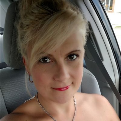 Profile Picture of Lori Green (@lgreen721) on Twitter