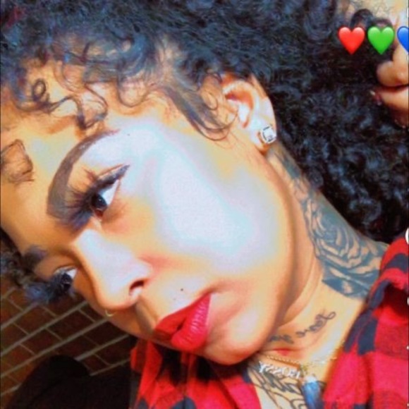 Profile Picture of Neen Cherokee (@janeenbowie) on Poshmark