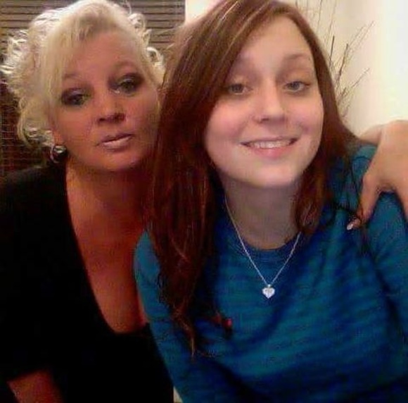 Profile Picture of Anna Edema (@annajoedema) on Poshmark