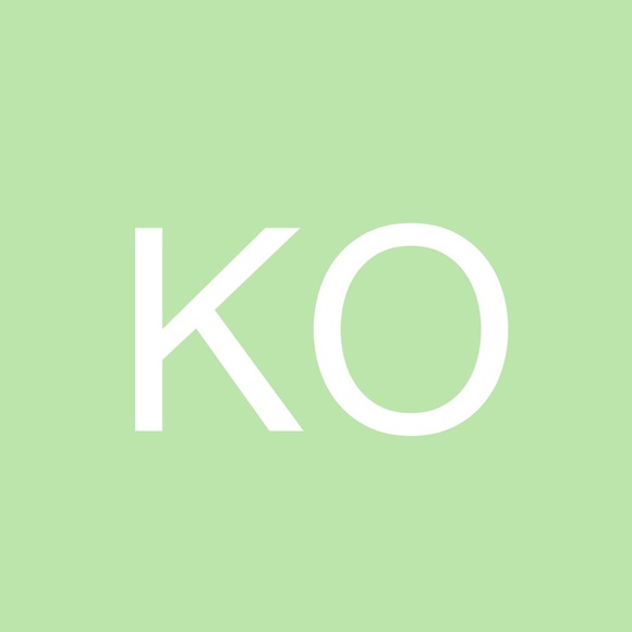 Profile Picture of Kitty Orner (@kittyorner) on Poshmark