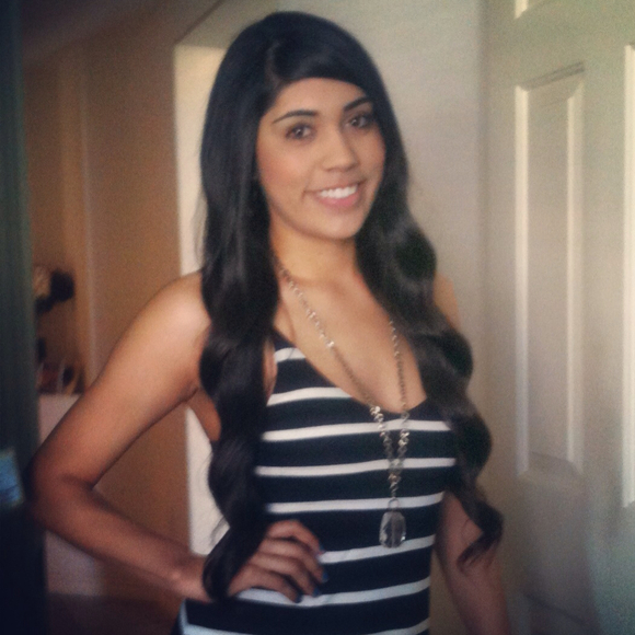Profile Picture of Kelsey Ramirez (@kelseydianna) on Poshmark