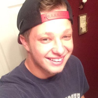 Profile Picture of Steven Ayler (@steven_ayler3) on Twitter