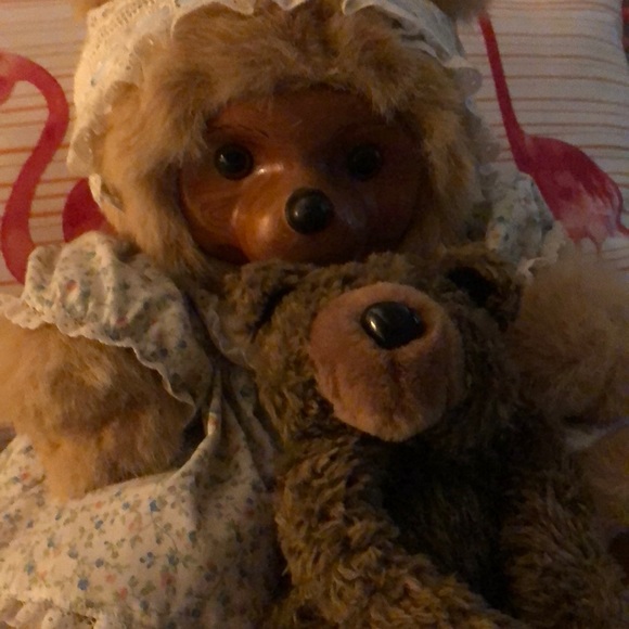 Profile Picture of Linda Drozdowski (@ldrozy2) on Poshmark