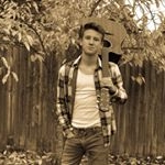 Profile Picture of Hunter Weaver 