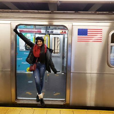 Cinthia Cabrera - Twitter Profile Picture of Cinthia Cabrera (@cinthicmc) on Twitter