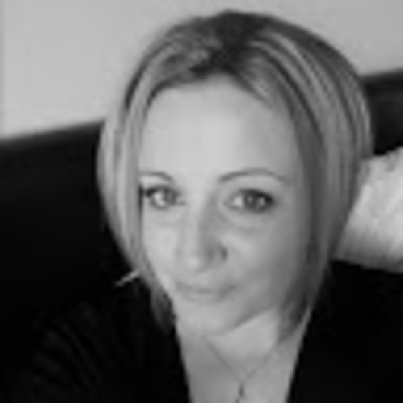 Profile Picture of Michelle Koch (@mitchie666) on Poshmark