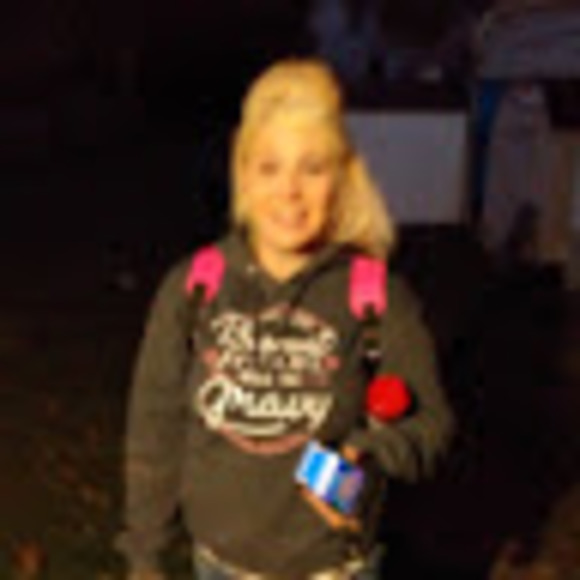 Profile Picture of Aaron Adams (@aaronadams1107) on Poshmark