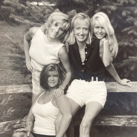 Profile Picture of Maureen Petrizzio (@maureen1802) on Poshmark