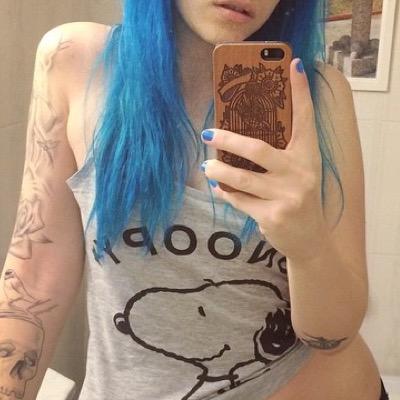 Profile Picture of ANAconda CascaBEL (@@MujerBizarra) on Twitter