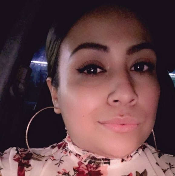 Profile Picture of Marlene Ojeda (@ojeda21) on Poshmark