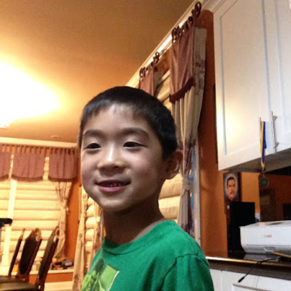 Profile Picture of Bich Nguyen (@brit_ney80) on Poshmark