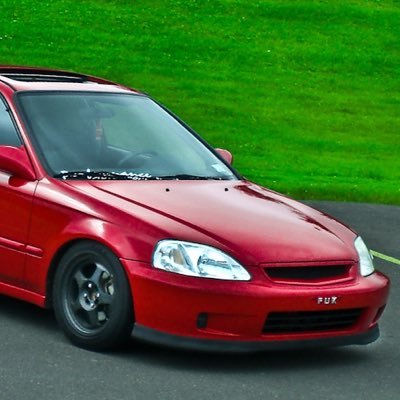 Profile Picture of Cheng Xiong (@chengxiong221) on Twitter