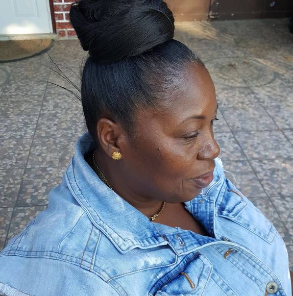 Profile Picture of Mappinnock Davidison (@mappinnock47) on Poshmark