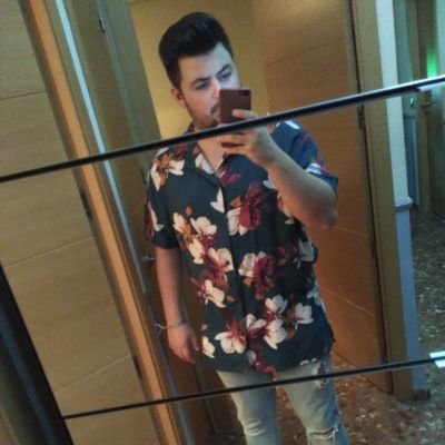 Profile Picture of Juan Navarrete (@Juannavarrete98) on Twitter