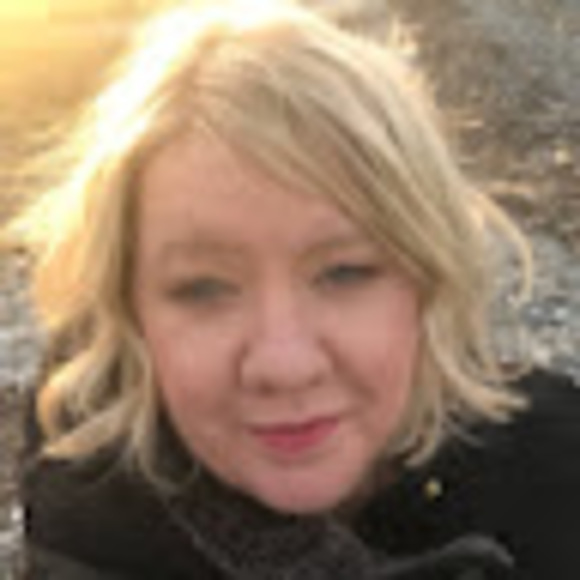 Profile Picture of Britt Maurstad (@bkmaurstad) on Poshmark