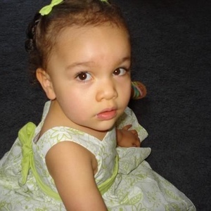 Profile Picture of Cora Mancuso (@coralouise) on Myspace