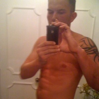 Profile Picture of Rob Hinds (@LuvKimKardasian) on Twitter