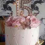 Profile Picture of Paula Dos Bolos (@Paula-Dos-Bolos) on Facebook