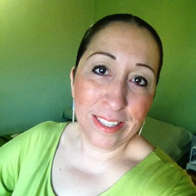 Profile Picture of Patricia Cordero (@Elyz72) on Twitter