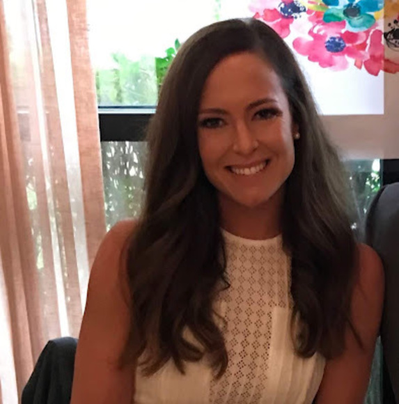 Profile Picture of Abby Limjoco (@abigalelimjoco) on Poshmark