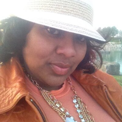 Profile Picture of Ivy Stone (@IvyStone302) on Twitter