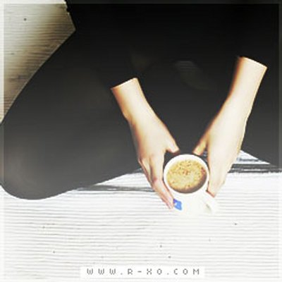Profile Picture of متوكله ع الله (@AliceRigo1) on Twitter