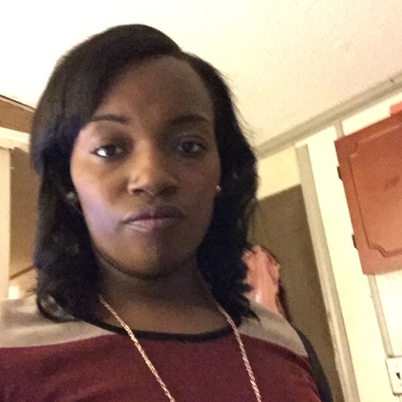 Profile Picture of Jasmine Brumfield (@jazzybb1990) on Poshmark