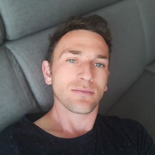 Profile Picture of Łukasz Gawroński (@&) on Facebook