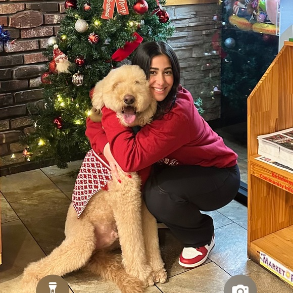 Profile Picture of Rema Baydoun (@remax7) on Poshmark