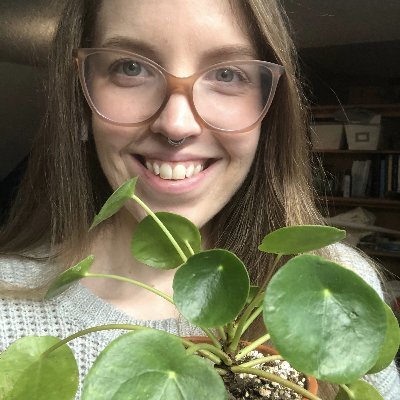 Profile Picture of Lauren Brewer (@laurblib) on Twitter