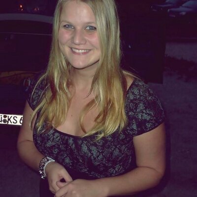 Profile Picture of Stephanie Pollinger (@MeinHerzSingt) on Twitter