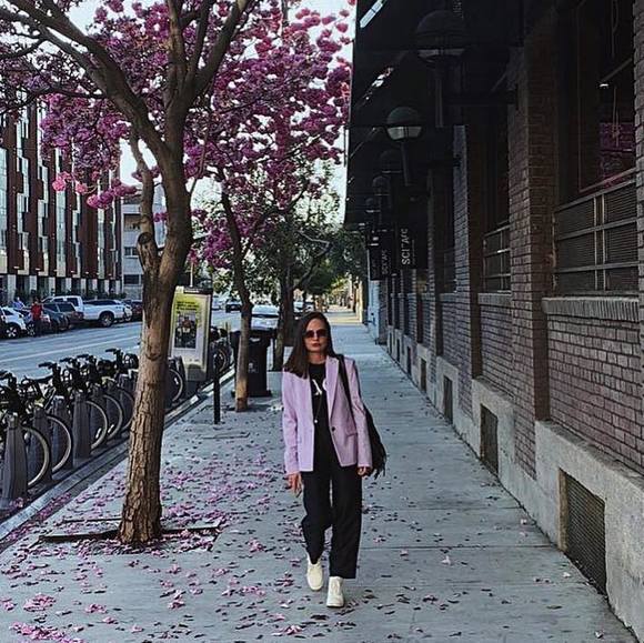 Profile Picture of Leyla Gorbacheva (@artimagemaker) on Poshmark