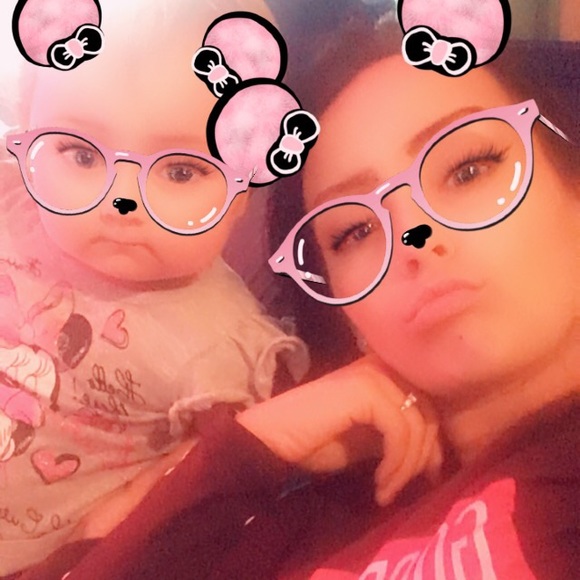 Profile Picture of Darrah Loynd (@darrahlynn1317) on Poshmark